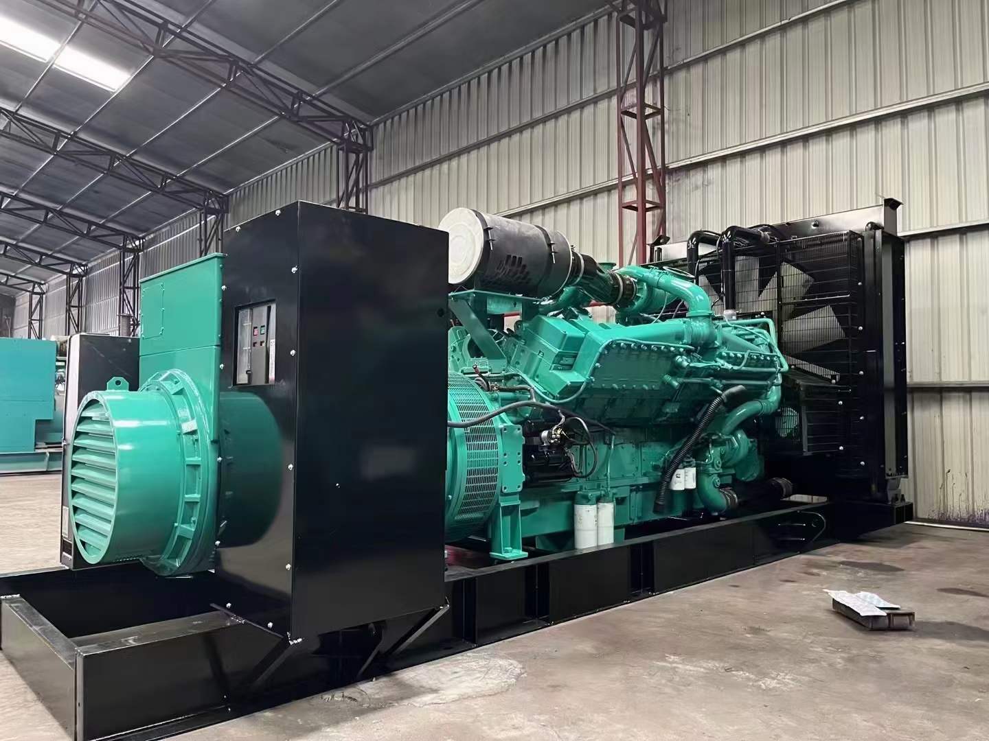 平塘如何降低 800kW 柴油发电机输出电流的波动？