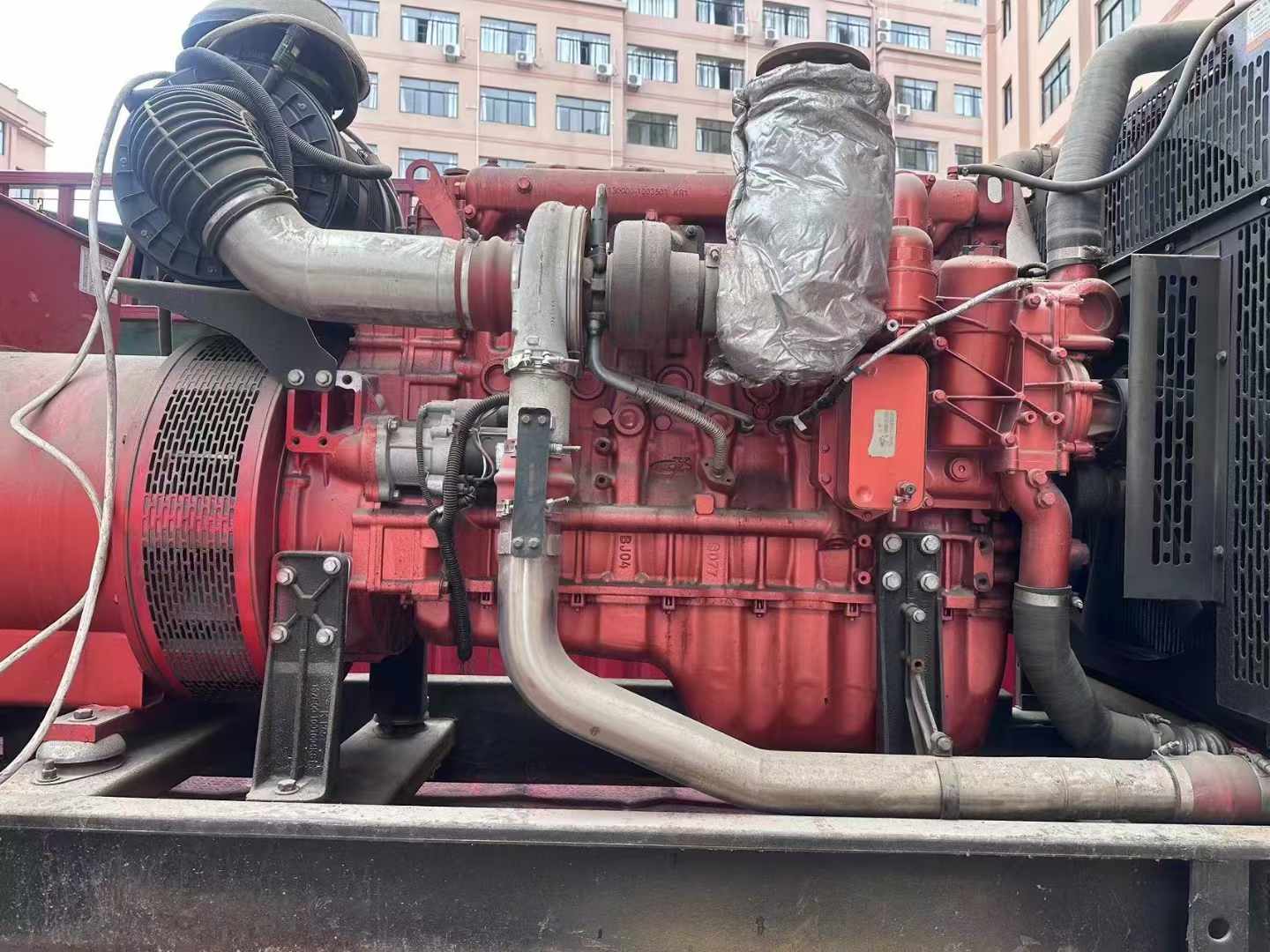 平塘如何选择适合 600kW 柴油发电机组的过载保护器？
