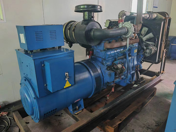 平塘100kW柴油发电机组使用多级机油有哪些优缺点？